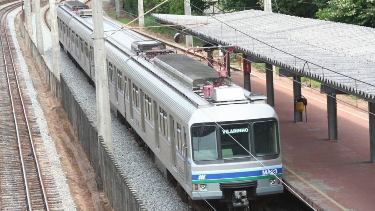 Greve no metrô: Diretor do Sindimetro diz que 'mobilização continua independente de multas'