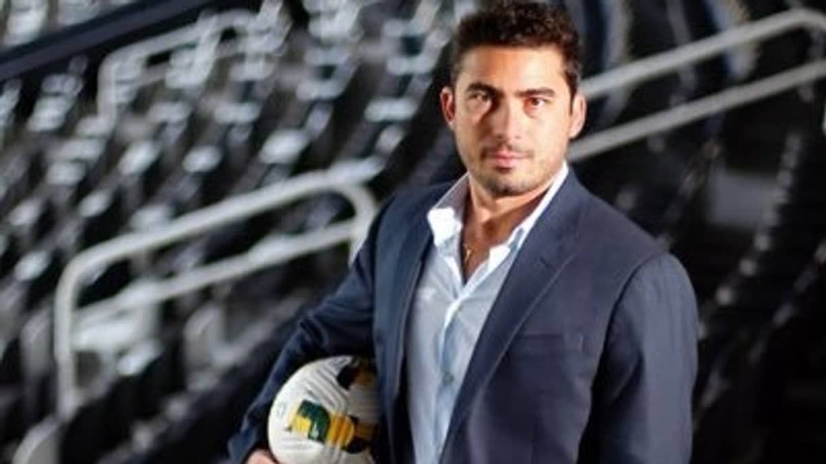 Diretor da SAF do Botafogo rebate críticas de ex-presidente do Corinthians