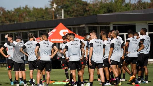 Diretoria do Vasco sabe da necessidade de reforçar o elenco