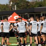 Vasco entra forte no mercado em busca de centroavante 'para resolver'