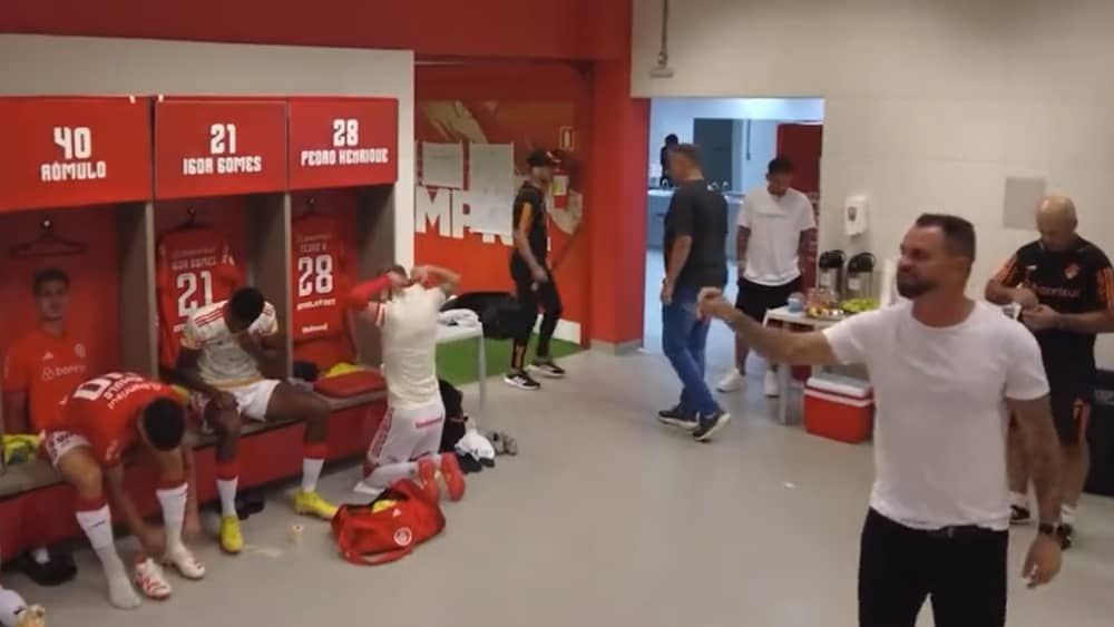 Declaração polêmica de Pedro Caixinha motivou vestiário do Inter; entenda