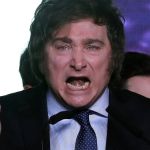 Populista de extrema-direita, Javier Milei, vence primárias na Argentina