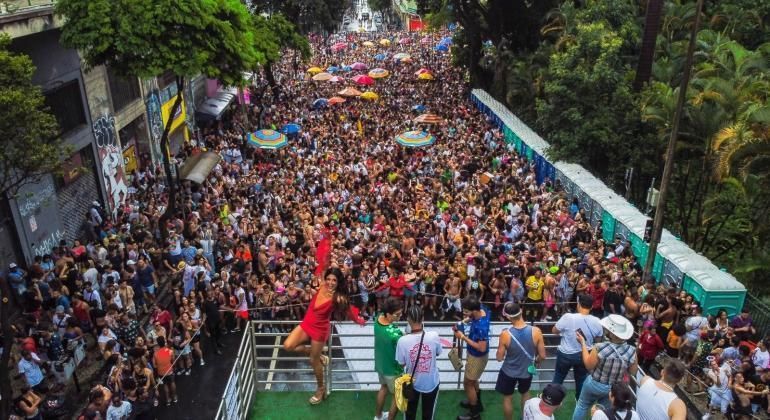 Que horas começa o desfile do Alcova Libertina no Carnaval de BH 2024? Confira