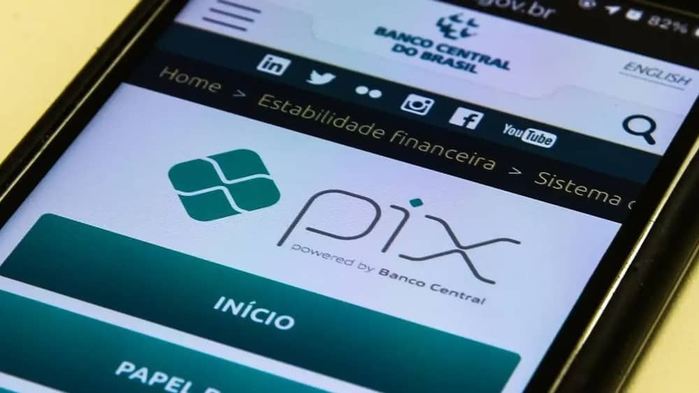 Pix fora do ar? Apps de bancos apresentam instabilidade e usuários reclamam