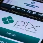 Pix fora do ar? Apps de bancos apresentam instabilidade e usuários reclamam