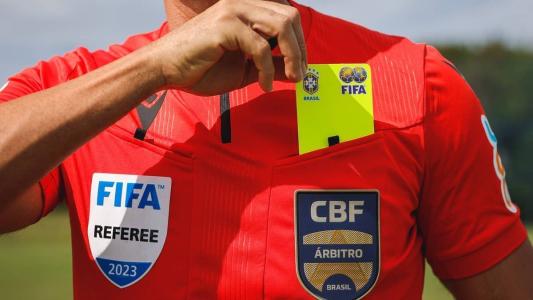 Divulgação do novo uniforme de arbitragem