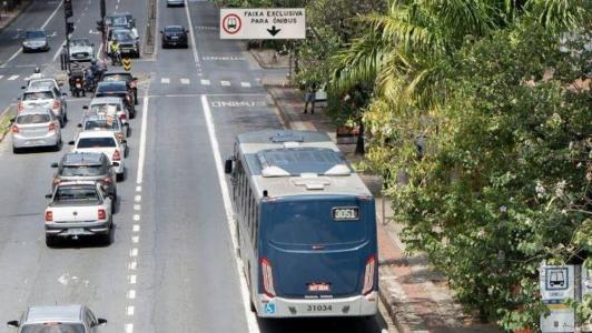 Belo Horizonte tem 72,3 quilômetros de faixas prioritárias para o transporte coletivo