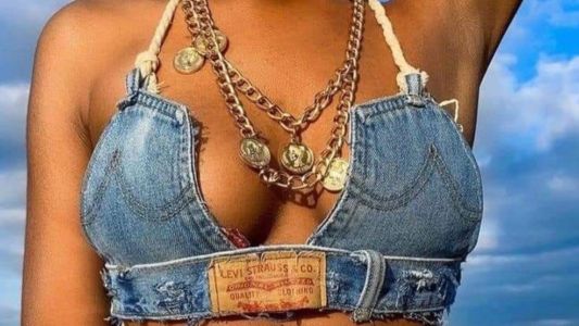 DIY&nbsp;Customização de Roupas com Referências dos Anos 70