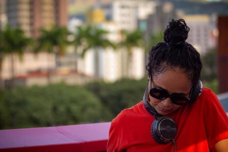 DJ Fê Linz