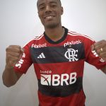 Landim celebra chegada de De La Cruz ao Flamengo: 'Muito esperado pelo torcedor'