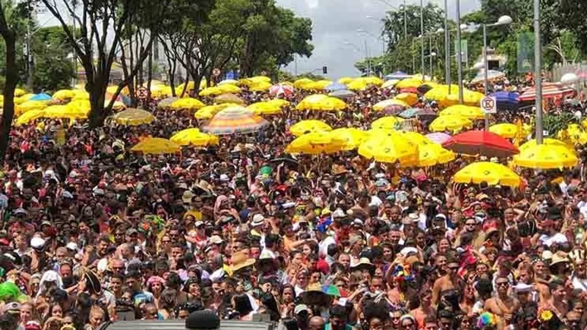 PBH entrega credencial de ambulantes do Carnaval a partir desta quarta-feira (1º); confira como retirar 
