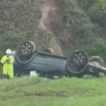 Vídeo: dois capotamentos seguidos interditam BR-040