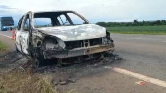 Dois carros da família foram encontrados carbonizados desde o desaparecimento