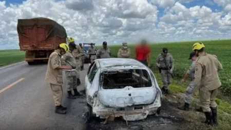 Dois carros da família foram encontrados com corpos carbonizados, um em Goiás e um em Minas Gerais