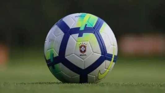 Dois grupos tentam implementar a liga no futebol brasileiro