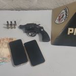 Dois jovens são presos durante operação da Polícia Militar no bairro Veneza Parque, em Montes Claros