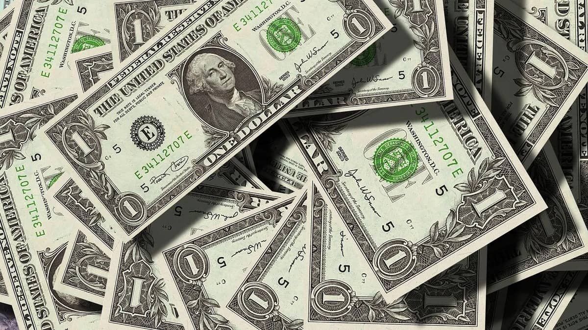 Com desaceleração da economia nos EUA, Fed foca na inflação