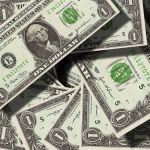 Ibovespa bate recorde de alta e dólar fecha a R$5,40, menor valor em um ano