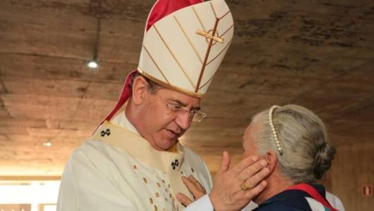 Dom Walmor durante celebração