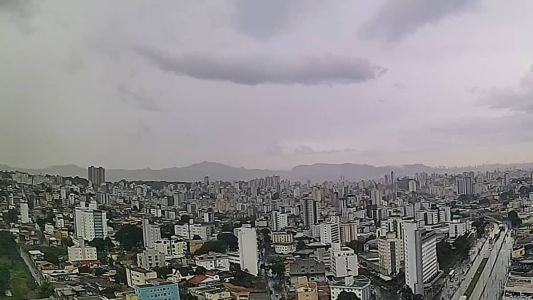 Domingo de carnaval será de céu nublado e chuvas