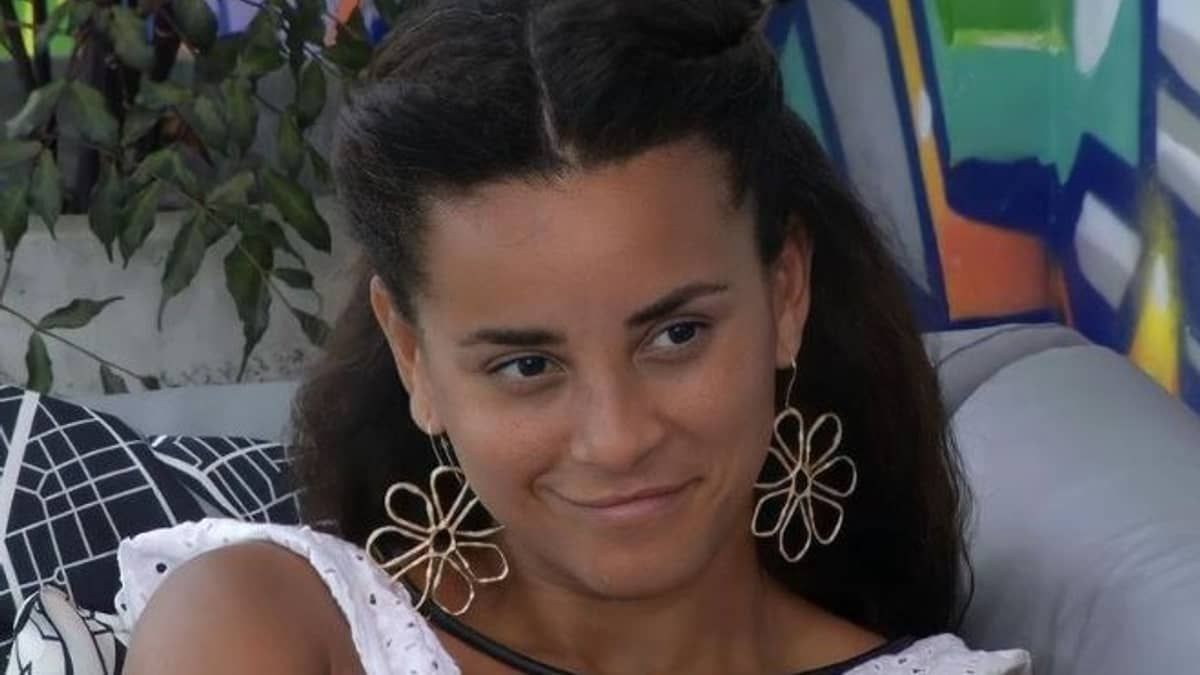 Domitila Barros faz desabafo sobre grave problema de saúde