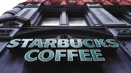 Dona da marca Starbucks no Brasil enfrenta crise e tenta entrar em recuperação judicial
