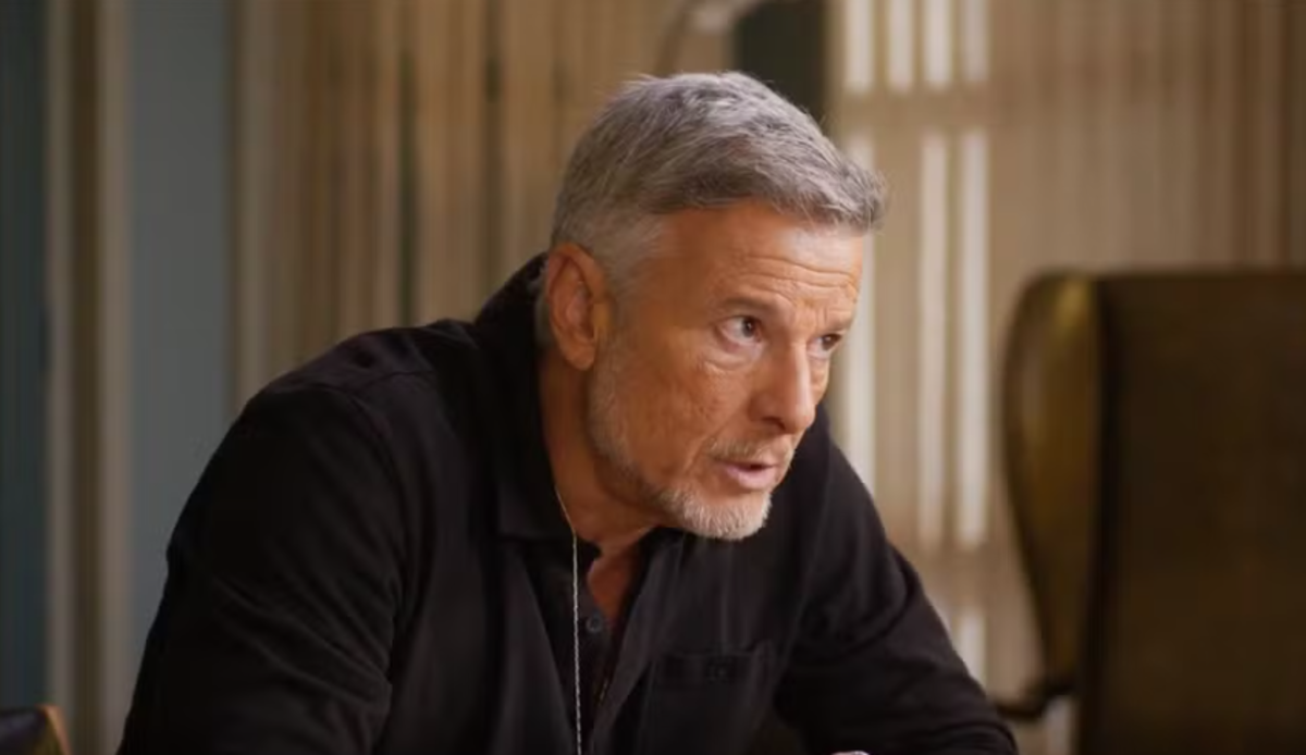 Samuel faz questionamento sobre possível romance de Leona em 'Dona de Mim'; veja resumo