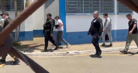 Dono do Banco Master, Daniel Vorcaro, deixa presídio em SP após decisão da Justiça