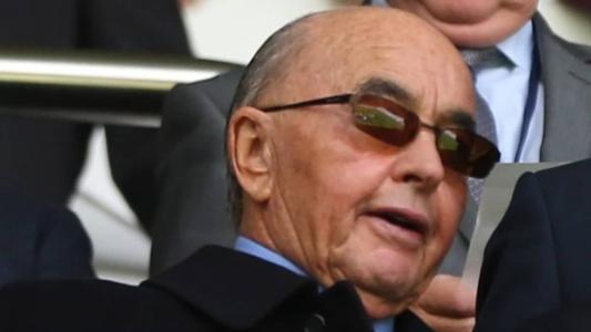 Dono do Tottenham é acusado de tráfico de informações