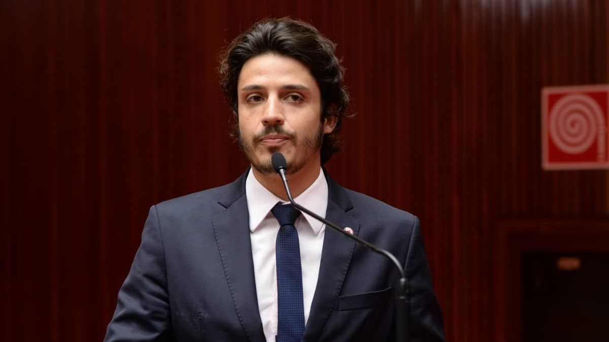 Pressionado para apoiar candidato governista, Doorgal defende consenso por Tadeuzinho