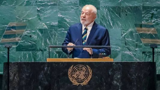 Dores no quadril adiaram visita de Lula a Minas Gerais