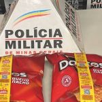 Jovem é preso por tentar furtar dois pacotes de Doritos de supermercado em Patrocínio