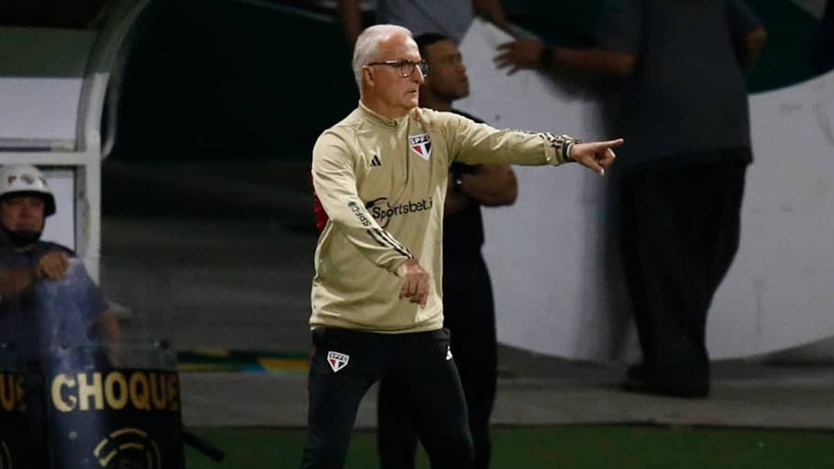 Dorival cobra reconhecimento aos técnicos brasileiros: “Continuo dando sorte”