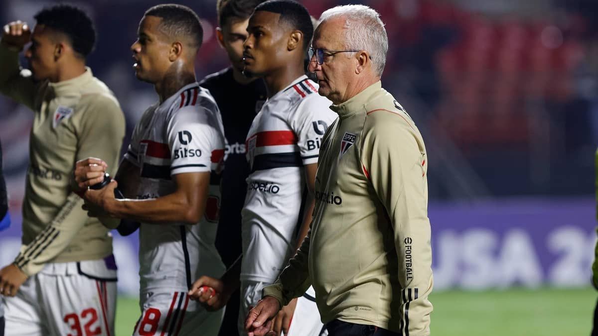 Dorival explica time titular no São Paulo e diz que não prioriza competições