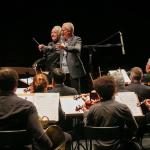 Dorival recebe homenagem em orquestra após título do São Paulo