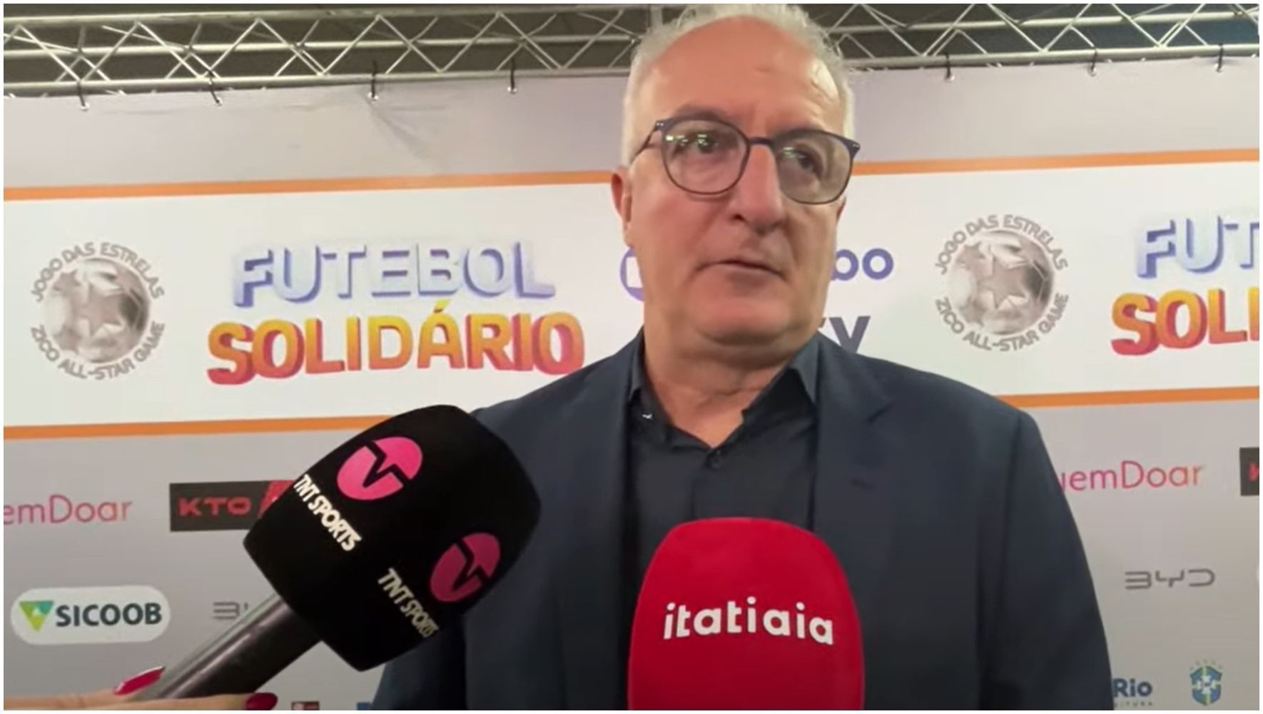 Dorival Júnior opina sobre lance polêmico em América x Santos; saiba o que ele disse