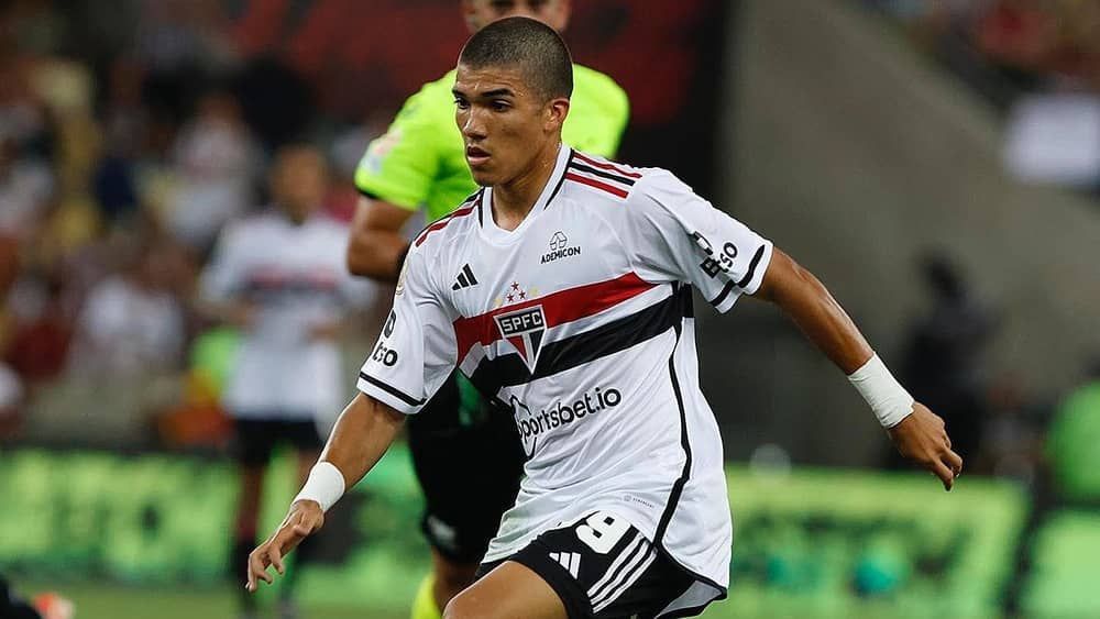 Dorival promove estreias e começa testes no elenco do São Paulo de olho em 2024