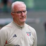 Dorival Jr reconhece falha e pede mudança na postura do São Paulo
