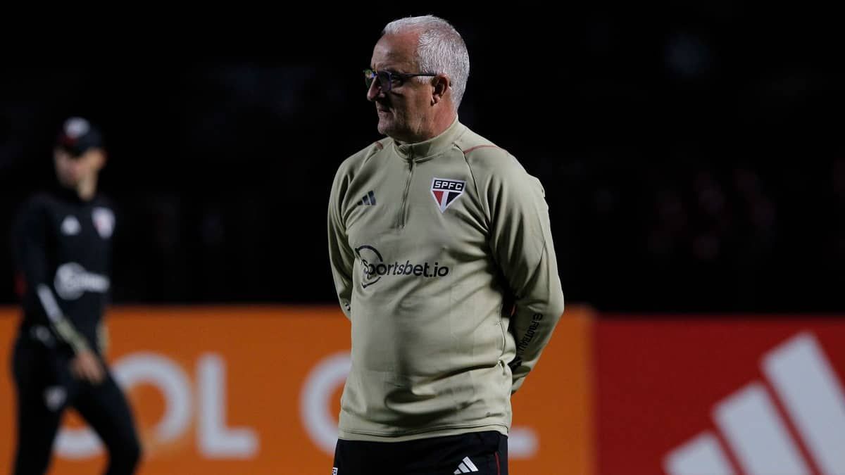 Dorival se diz satisfeito com virada do São Paulo e elogia joia da base