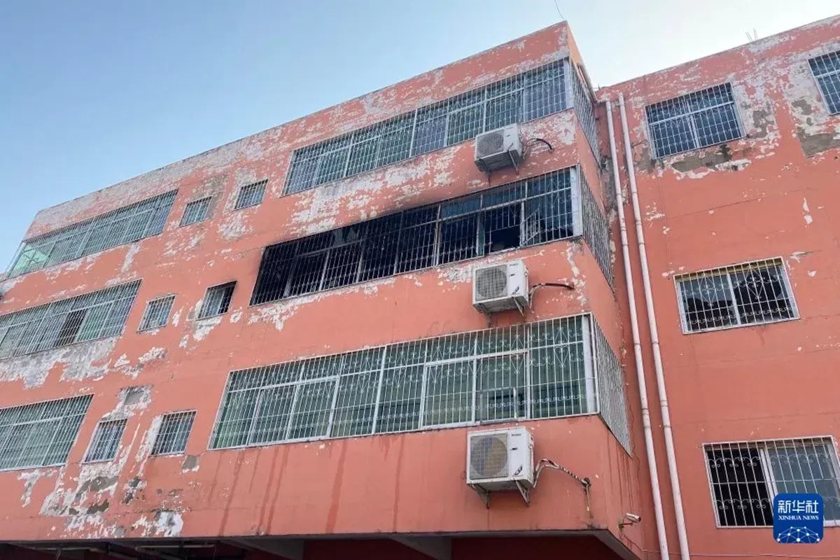 China investiga incêndio que deixou 13 crianças mortas em escola