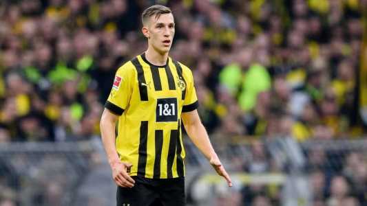 Dortmund recebe o Wolfsburg em casa