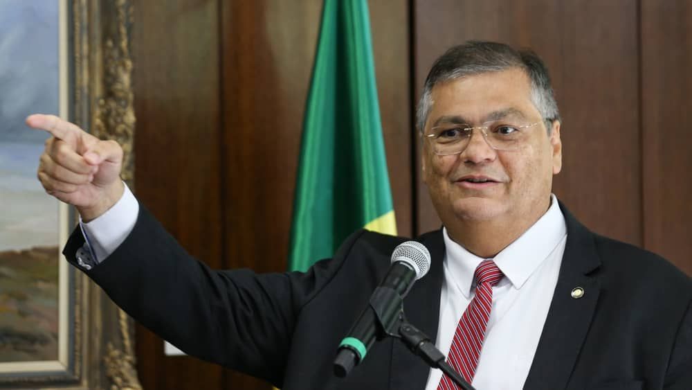 Flávio Dino pode ficar no STF até 2043