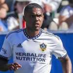Douglas Costa tem prisão decretada por não pagar pensão alimentícia
