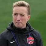 Fifa tira pontos do Canadá no futebol e suspende técnica após polêmica com drone