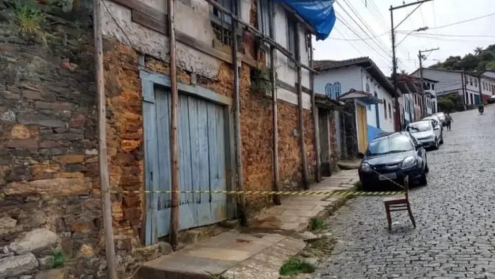 Moradores do Antônio Dias apresentam propostas para uso do Casarão do Vira Saia
