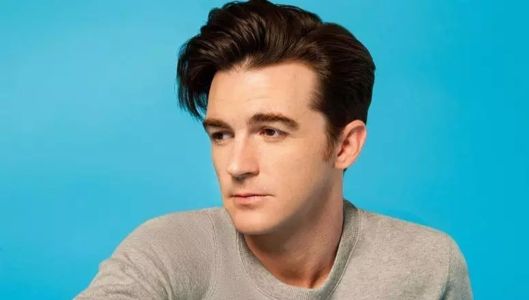 Foto mostra ator Drake Bell