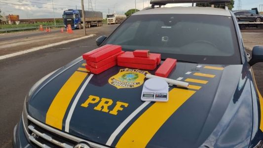 Droga foi avaliada em R$ 25 mil pela Polícia Rodoviária Federal
