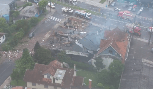 Veja imagens da queda de avião em Gramado | CNN Brasil
