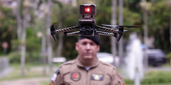 Drone ajuda a identificar foragidos no Carnaval de BH