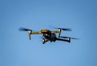 EUA testam drones para conter ataques em escolas antes da chegada da polícia